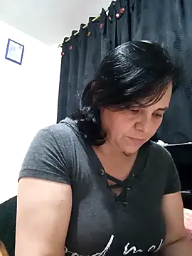 Natasha milf   online show from 03.05.25