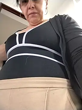 Natasha milf   online show from 02.10.26