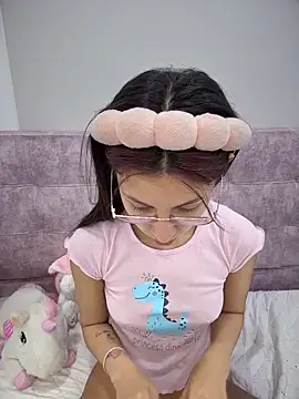 Bonniepark online show from 03.12.26