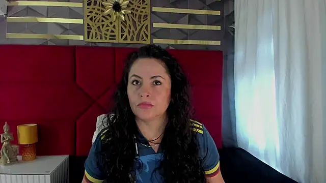 Snapshot of hanny_milf chatting on 06.17.26 hanny milf online show from 06.17.26
