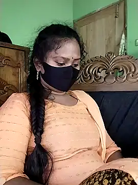 Idhika Paul online show from 02.24.25