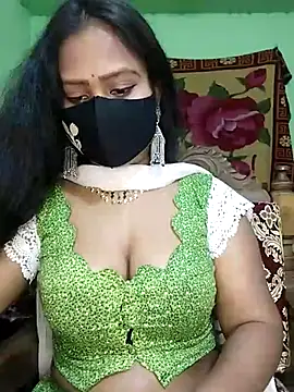 Idhika Paul online show from 03.10.25