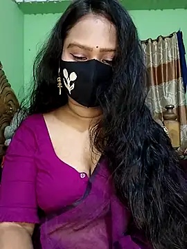 Idhika Paul online show from 03.21.25