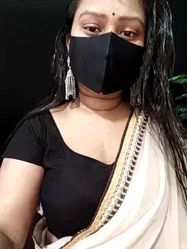 Idhika Paul online show from 10.01.25