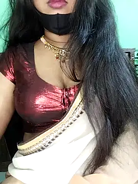 Idhika Paul online show from 02.23.26