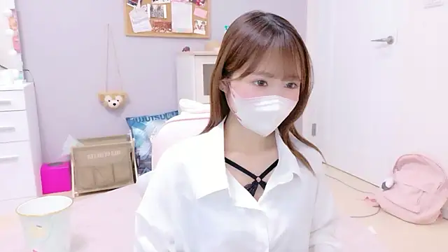 Yui-Ch online show from 11.07.25