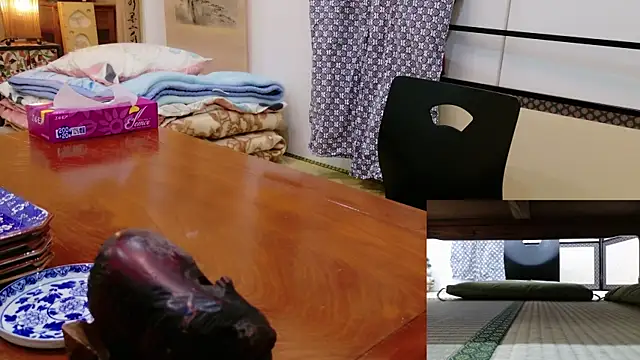 Snapshot of Phantom_yoshida chatting on 12.24.24 Phantom yoshida online show from 12.24.24