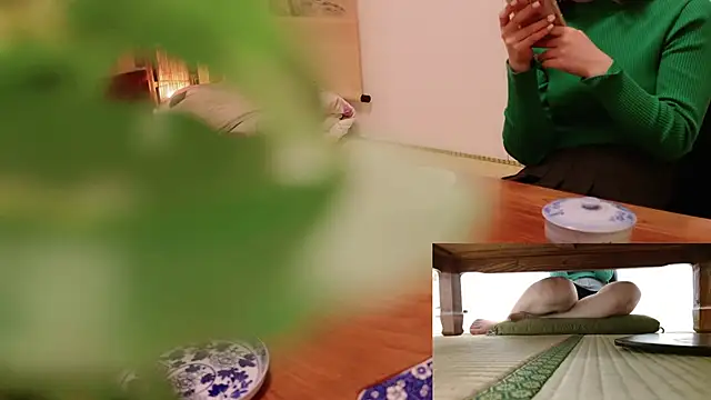 Snapshot of Phantom_yoshida chatting on 01.13.25 Phantom yoshida online show from 01.13.25