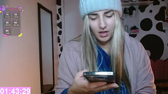 Snapshot of hi_elora chatting on 06.04.26 hi elora online show from 06.04.26