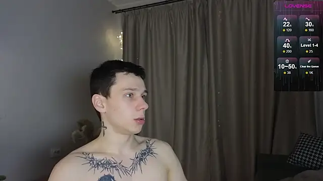 Snapshot of R1mmo__ chatting on 01.19.26 R1mmo online show from 01.19.26