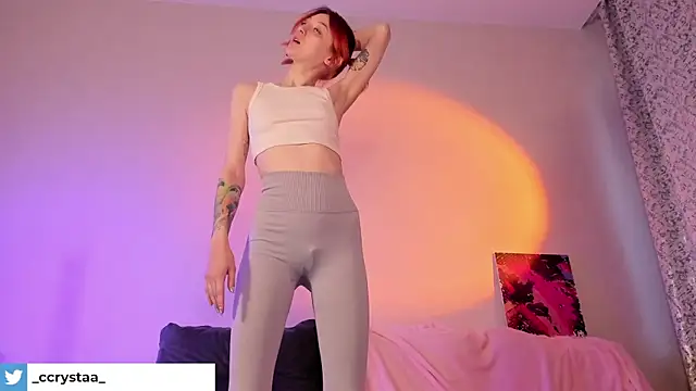 Snapshot of CrystalRey chatting on 01.25.25 CrystalRey online show from 01.25.25