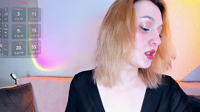 Snapshot of CrystalRey chatting on 02.24.26 CrystalRey online show from 02.24.26