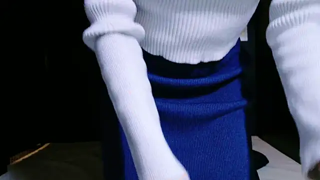 Snapshot of sayaka_xo chatting on 02.14.25 sayaka xo online show from 02.14.25