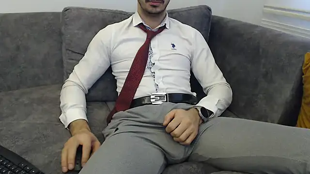 Snapshot of Naughtb0y chatting on 02.02.26 Naughtb0y online show from 02.02.26
