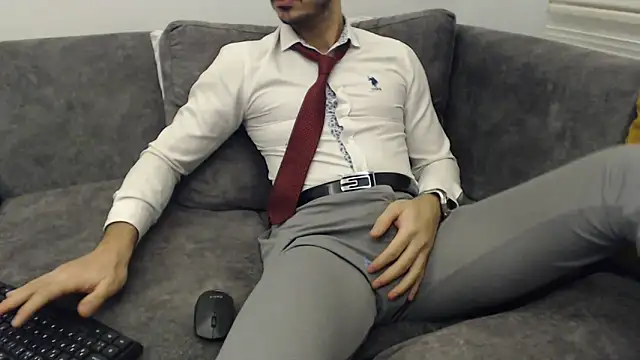 Snapshot of Naughtb0y chatting on 02.06.26 Naughtb0y online show from 02.06.26
