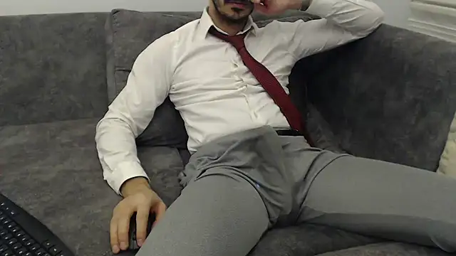 Snapshot of Naughtb0y chatting on 02.11.26 Naughtb0y online show from 02.11.26