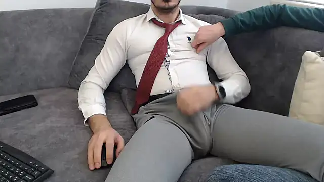 Snapshot of Naughtb0y chatting on 02.26.26 Naughtb0y online show from 02.26.26