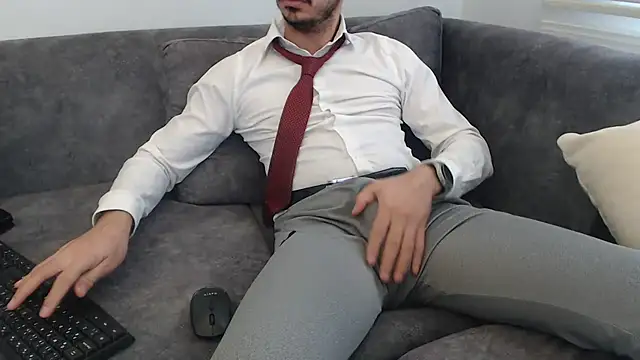 Snapshot of Naughtb0y chatting on 03.21.26 Naughtb0y online show from 03.21.26
