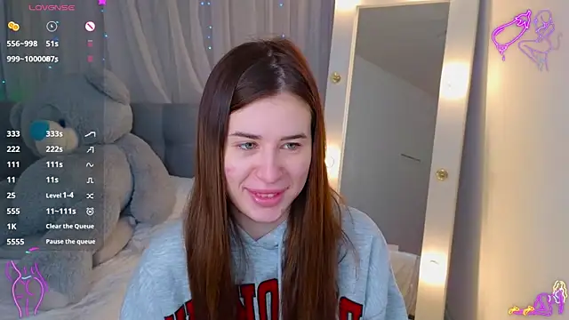 Snapshot of Milkissss chatting on 01.18.26 Milkissss online show from 01.18.26