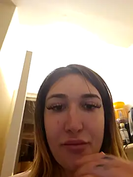 Snapshot of Icy__Diamond chatting on 03.26.26 Icy Diamond online show from 03.26.26