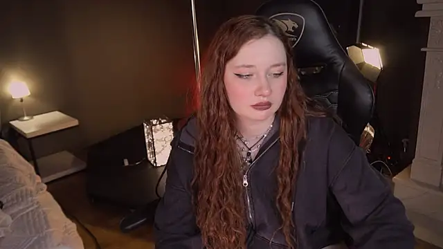 carolina elf online show from 02.20.25