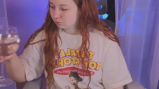 carolina elf online show from 11.20.25