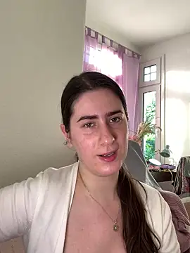Snapshot of INELIKA chatting on 06.17.26 INELIKA online show from 06.17.26
