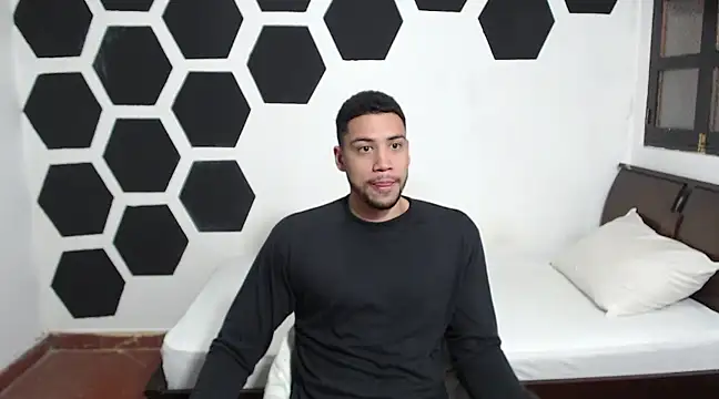 Jhors  Collens online show from 01.24.25