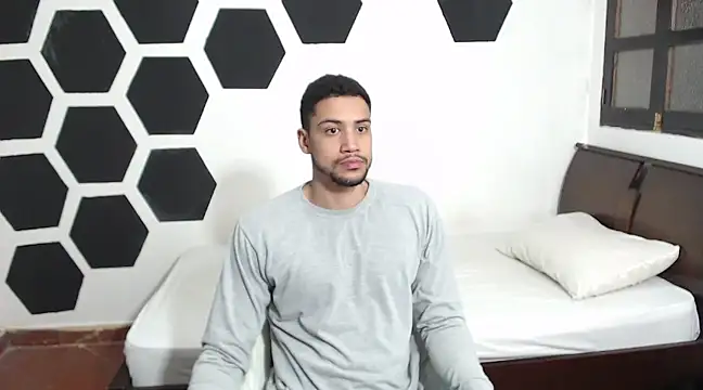 Jhors  Collens online show from 01.29.25