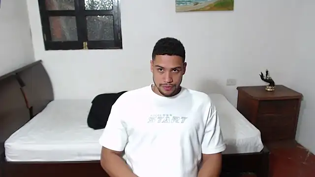 Jhors  Collens online show from 10.31.25