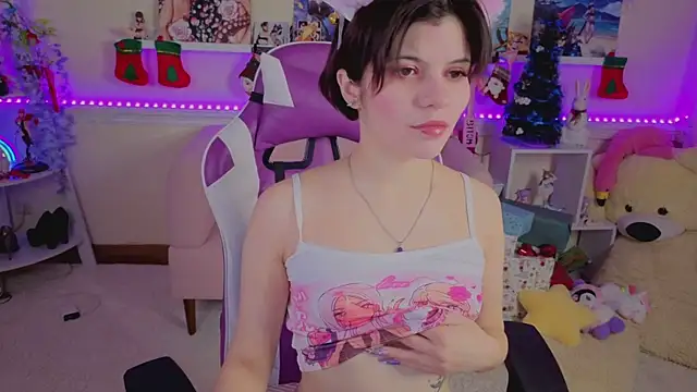 Snapshot of Katya_Zaitseva chatting on 12.18.25 Katya Zaitseva online show from 12.18.25