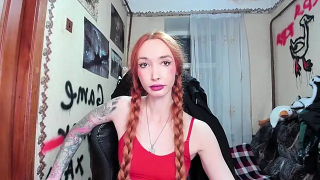 Roxy Silver online show from 09.08.25