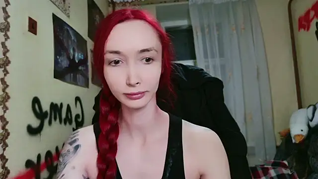 Snapshot of Roxy_Silver chatting on 05.23.26 Roxy Silver online show from 05.23.26