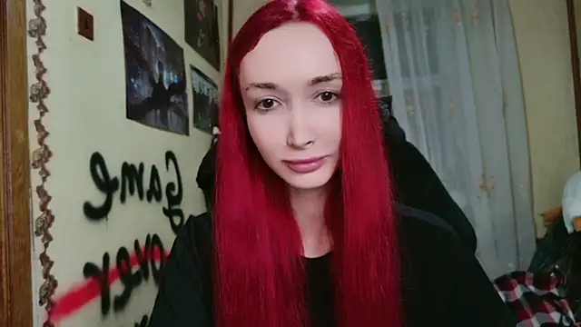 Snapshot of Roxy_Silver chatting on 05.28.26 Roxy Silver online show from 05.28.26