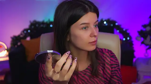 NicoleMun online show from 01.26.25