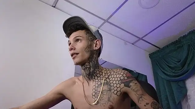 Stuart Boy  online show from 01.06.25