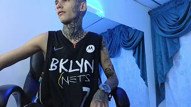 Stuart Boy  online show from 01.27.25