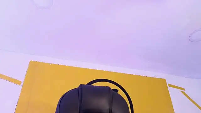 Stuart Boy  online show from 03.01.25