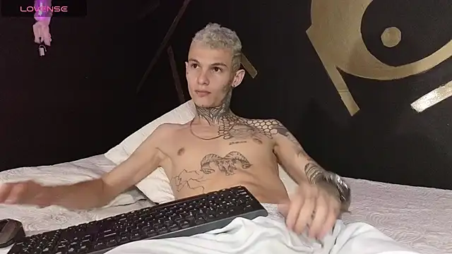 Stuart Boy  online show from 03.15.25