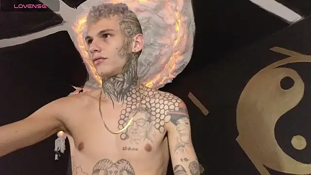 Stuart Boy  online show from 03.15.25