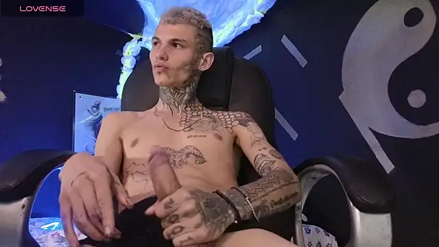 Stuart Boy  online show from 03.23.25