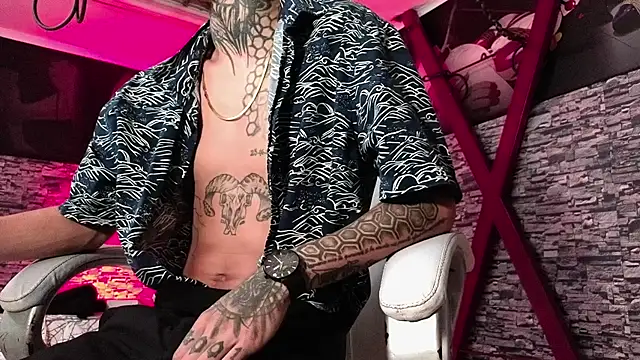 Stuart Boy  online show from 09.27.25