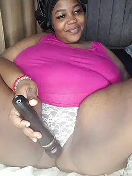 Snapshot of KINKYGIRL30 chatting on 05.19.26 KINKYGIRL30 online show from 05.19.26