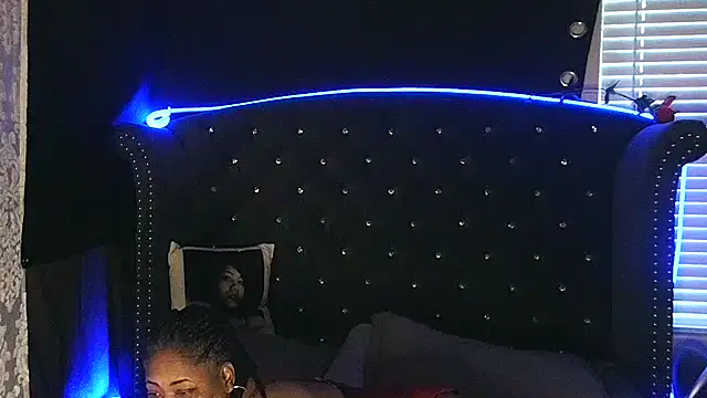 Snapshot of msyvette1970@xh chatting on 01.17.25 msyvette1970xh online show from 01.17.25