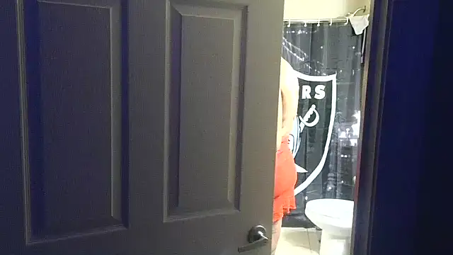 Snapshot of msyvette1970@xh chatting on 01.23.25 msyvette1970xh online show from 01.23.25