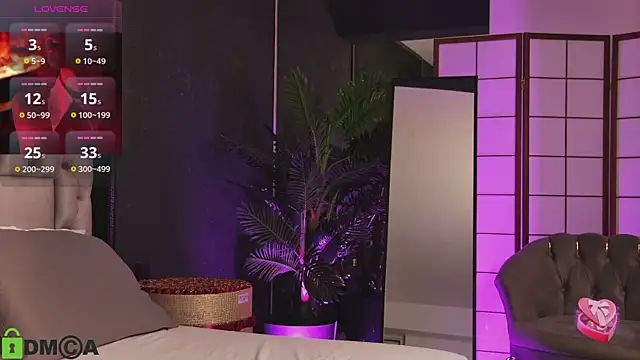 OliviaHawn online show from 02.09.25