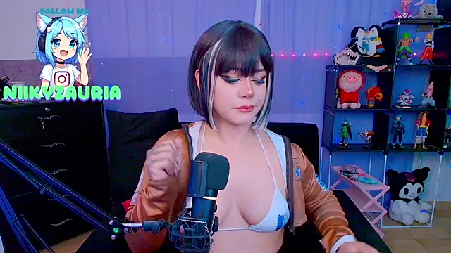  niiky online show from 11.18.25