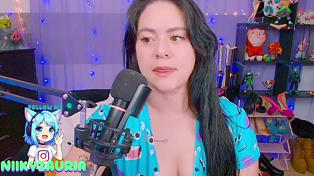 Snapshot of _niiky chatting on 02.08.26 niiky online show from 02.08.26