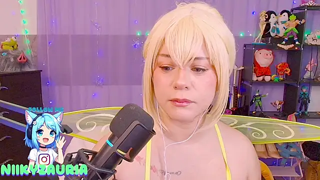 Snapshot of _niiky chatting on 02.09.26 niiky online show from 02.09.26