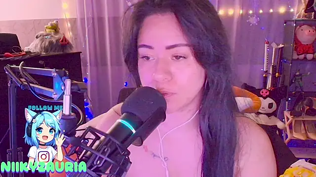 Snapshot of _niiky chatting on 02.10.26 niiky online show from 02.10.26